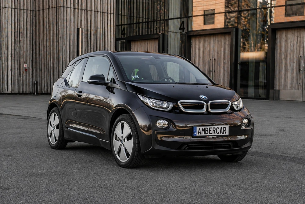 bmw I3
